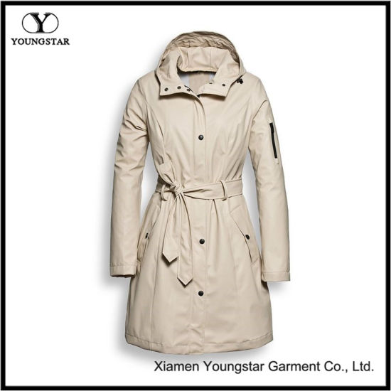 Fashion Rain Coat Women′s Lightweight Packable Long Raincoat with Hood